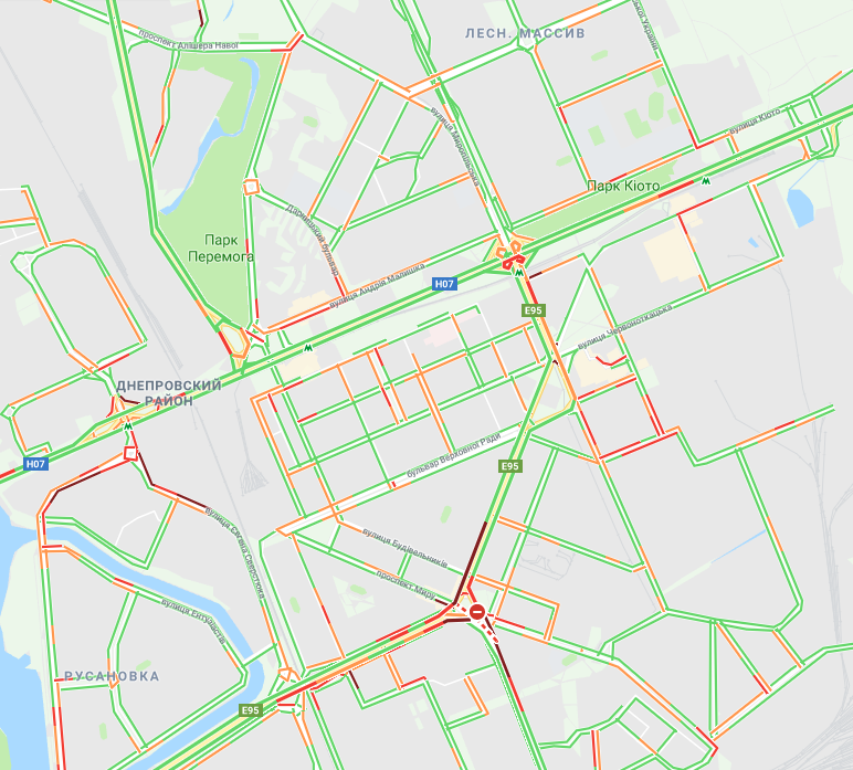 Київ скували затори: карта